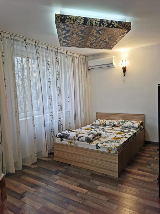 Ferienwohnung Gara De Nord Bukarest Exterior foto