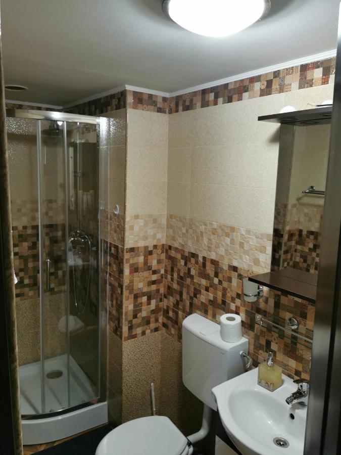 Ferienwohnung Gara De Nord Bukarest Exterior foto